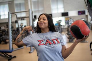 student in the fitness center