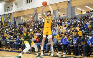 Men’s Homecoming Basketball Game